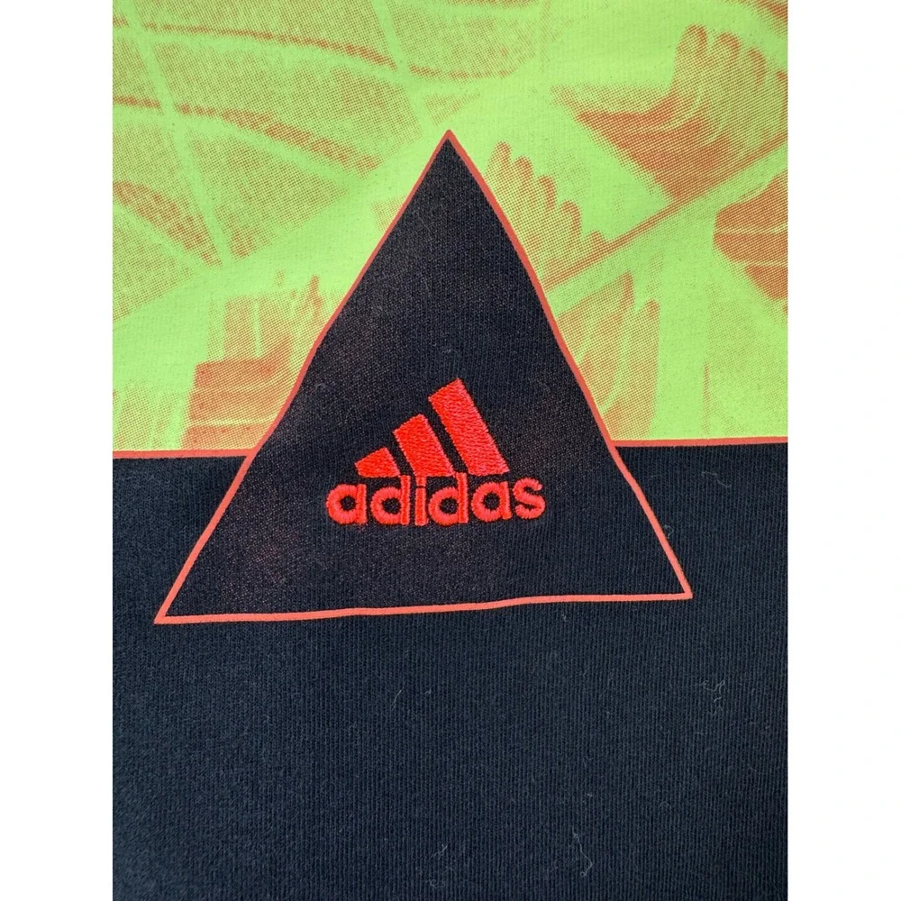 Adidas - T-Shirt Stadium Graphic Embroidered Logo - Black - XL - Mens